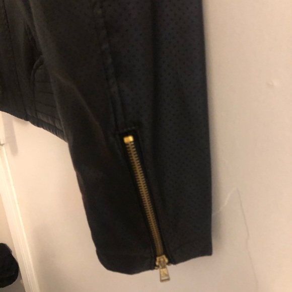 Women’s black Therapy jacket Size M - Picture 4 of 4